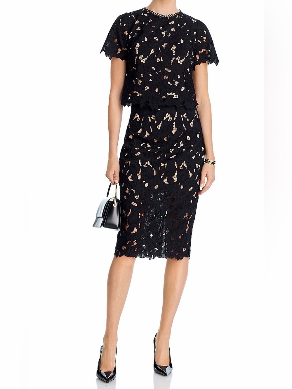 Aqua NWT Black Lace Midi Skirt Size Large